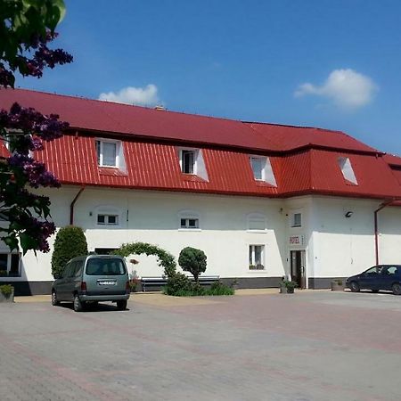 Hotel Faho Przemyśl Esterno foto